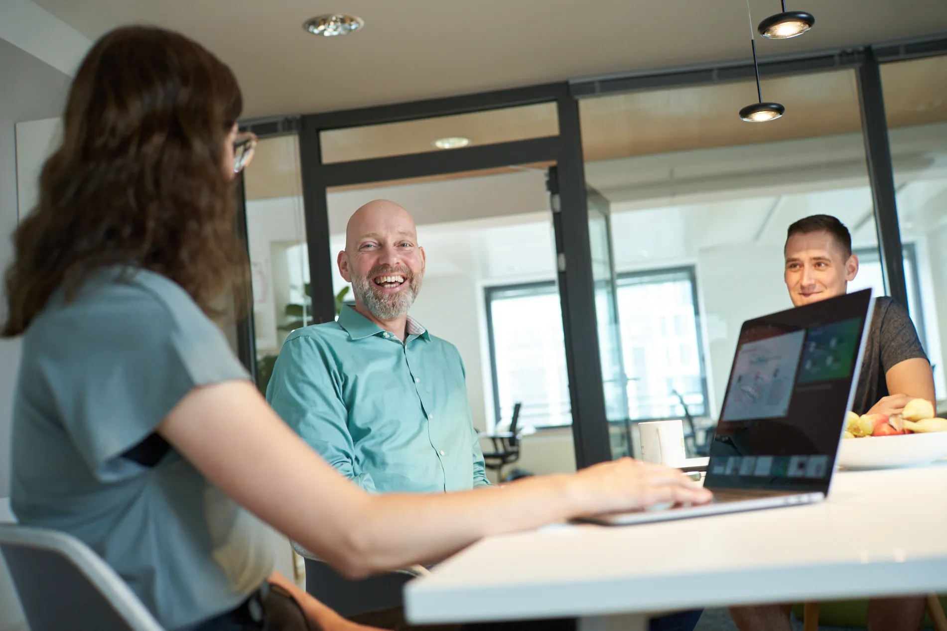 cronner im Konferenzraum