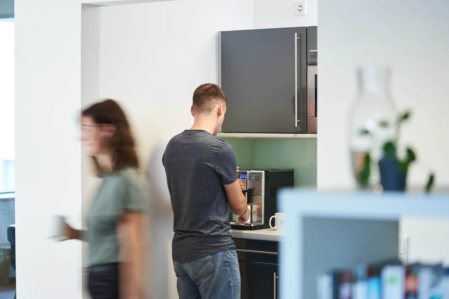 cronner machen Kaffee